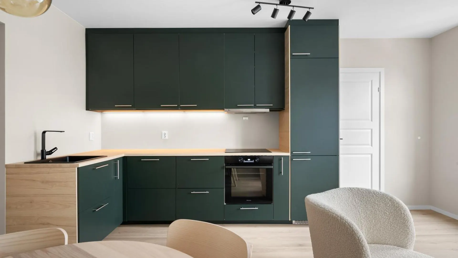 Bergen Beds Apartments I Urban Escape